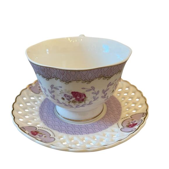 Grace Teaware Teacup & Saucer Floral Lavender Rose Lattice Gold Accents New - Picture 13 of 16